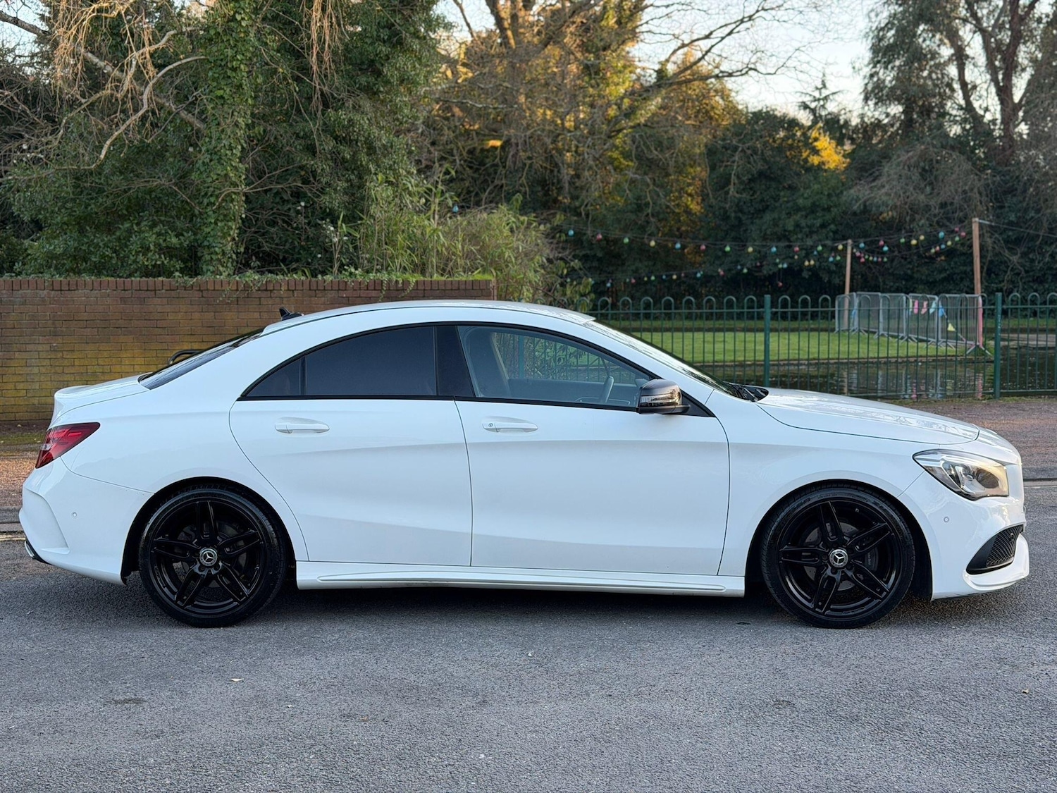 Used Mercedes-Benz CLA for sale - 77909797: Photo 3