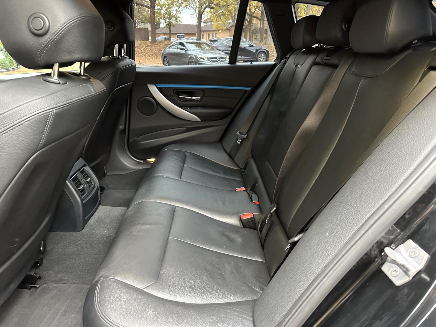 Used BMW 3 Series 2018 for sale - 76306653: Photo 17