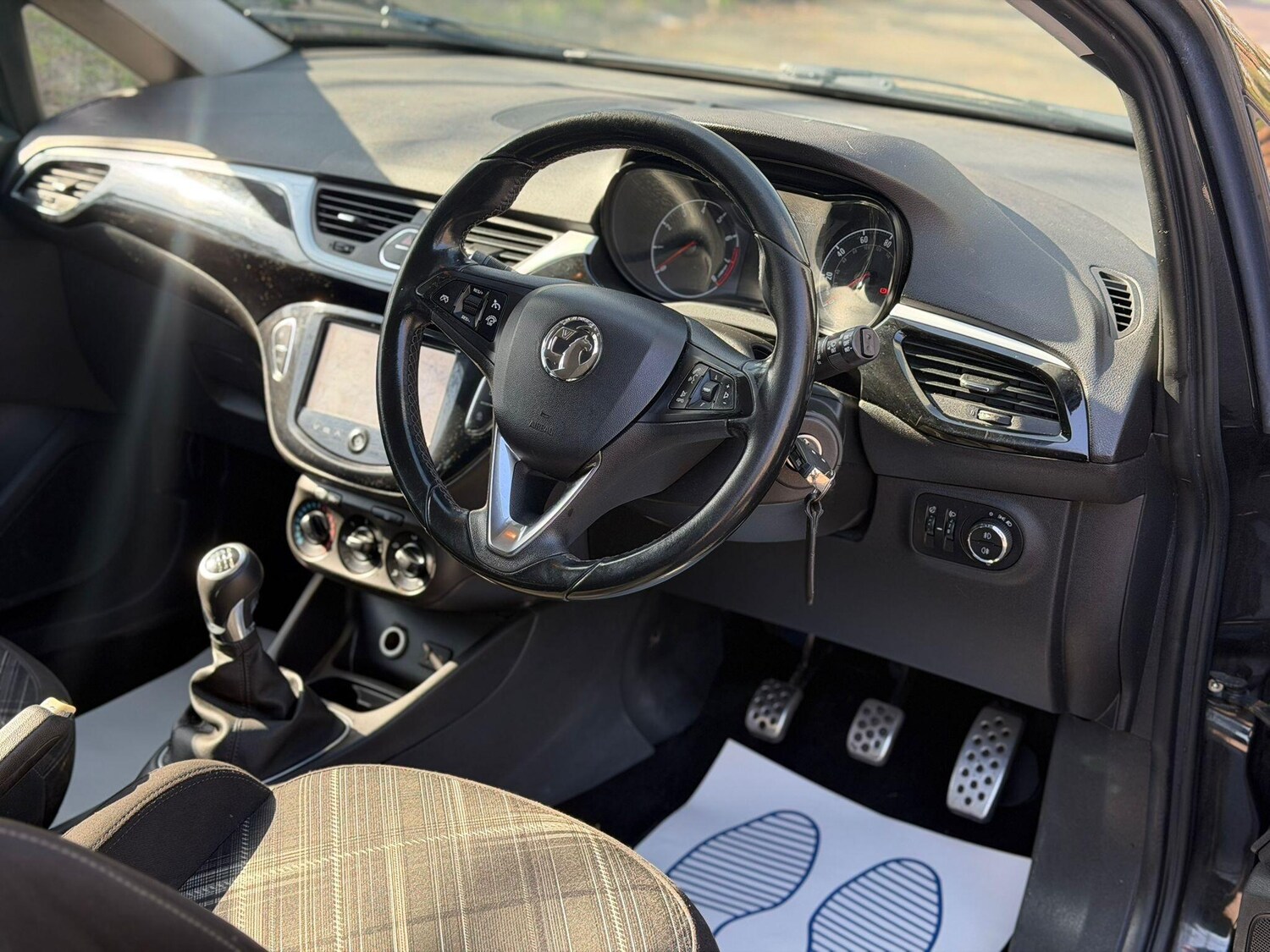 Used Vauxhall Corsa 2016 for sale - 77909365: Photo 9