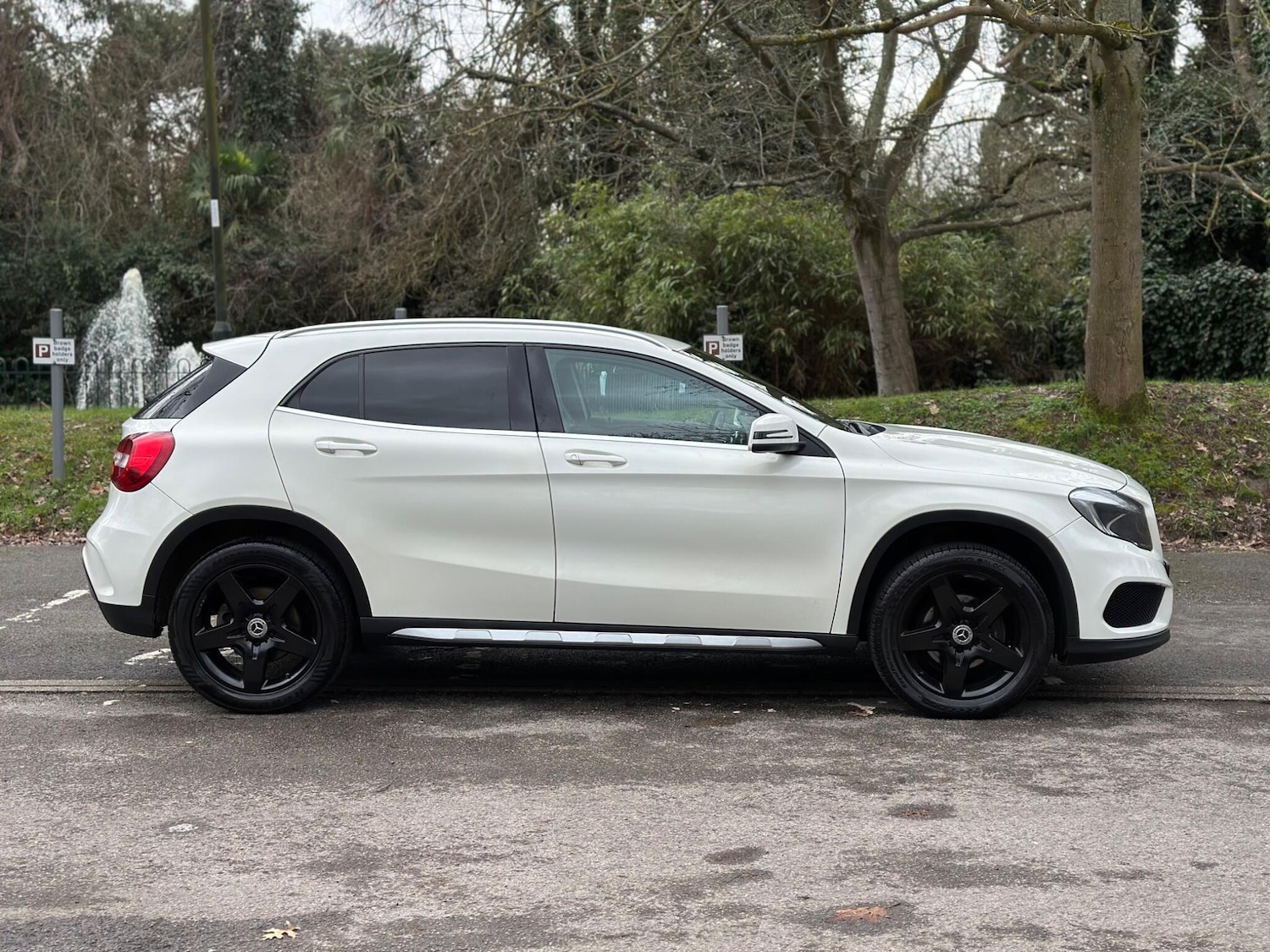 Used Mercedes-Benz GLA 2016 for sale - 77646405: Photo 2