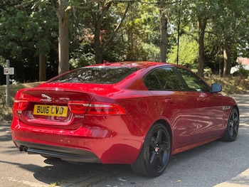 Used Jaguar XE 2016 for sale - 75646526: Photo