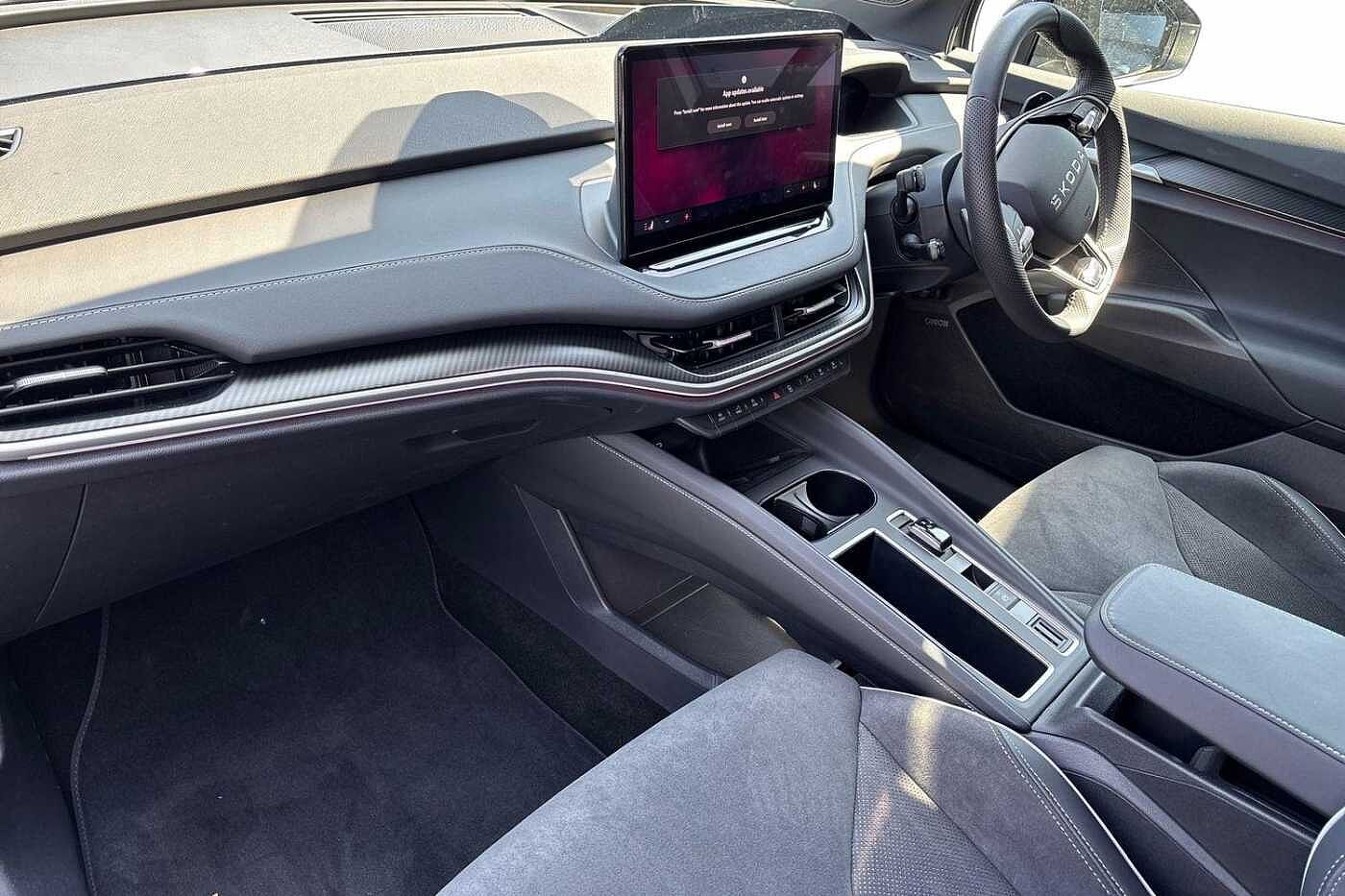 Used Skoda Enyaq 2025 for sale - 76679075: Photo 2