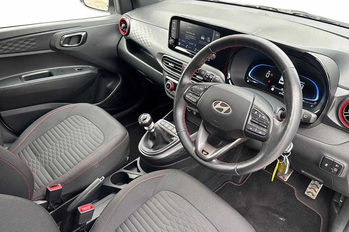 Used Hyundai i10 2024 for sale - 76677712: Photo 6