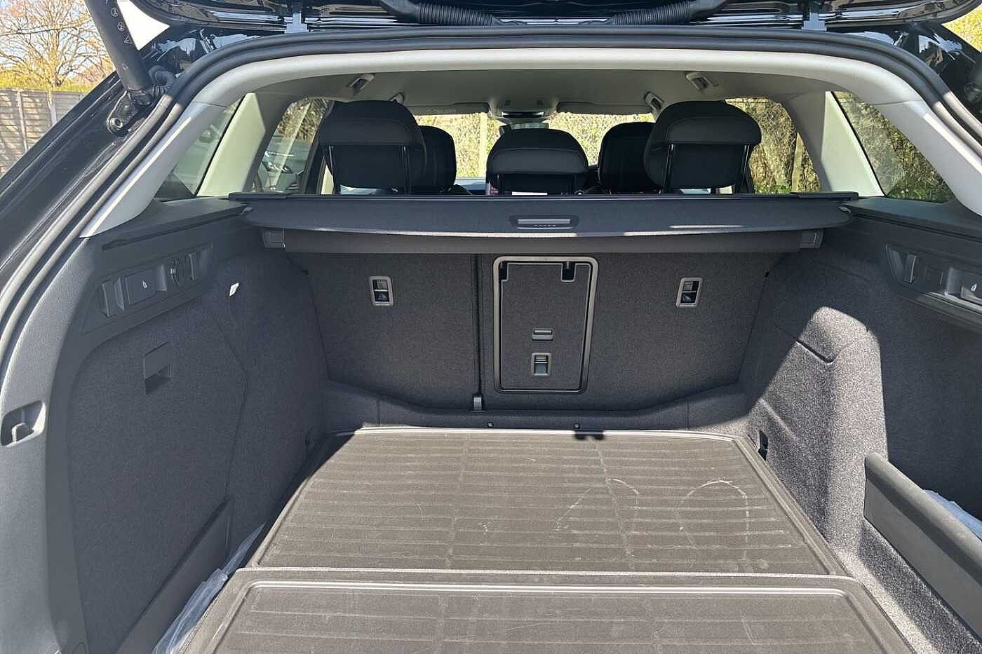 Used Skoda Superb 2025 for sale - 76679489: Photo 10