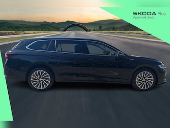 Used Skoda Superb 2025 for sale - 76679489: Photo