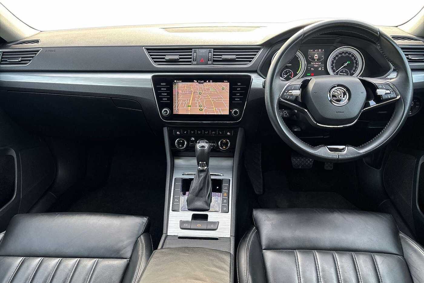 Used Skoda Superb 2021 for sale - 76674086: Photo 11