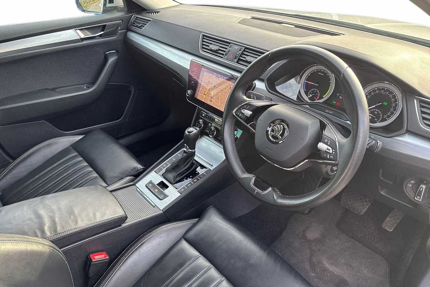 Used Skoda Superb 2021 for sale - 76674086: Photo 6