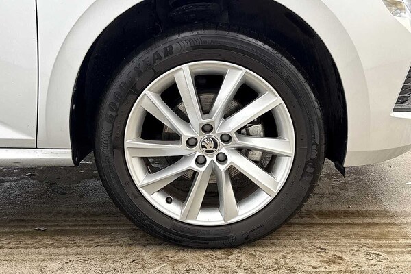 Used Skoda Kamiq 2024 for sale - 76314098: Photo 5