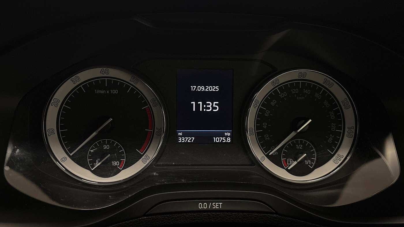 Used Skoda Karoq 2021 for sale - 76674560: Photo 9