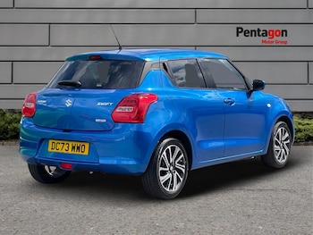 Used Suzuki Swift 2024 for sale - 75555191: Photo