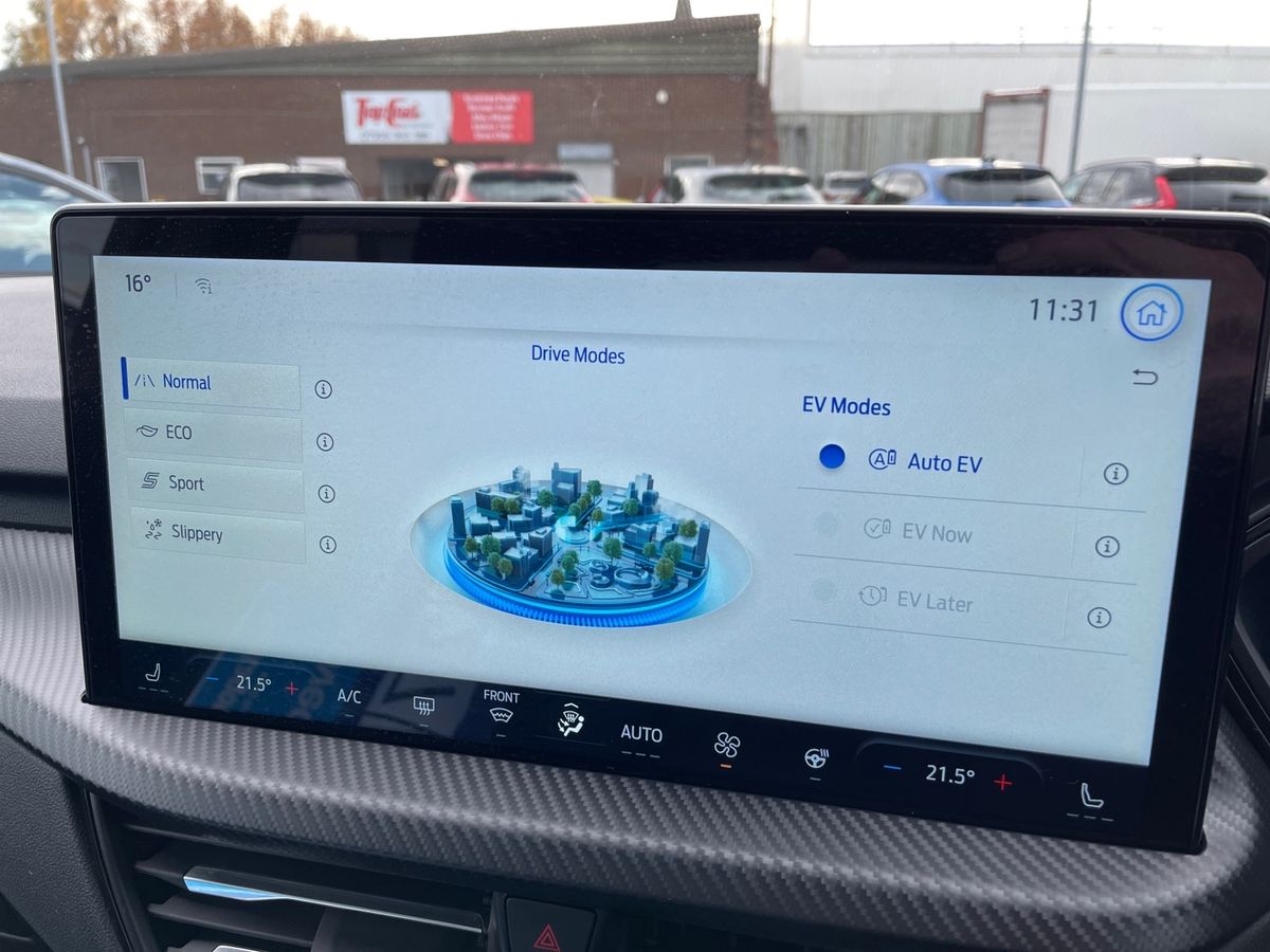 Used Ford Kuga 2025 for sale - 76193659: Photo 26