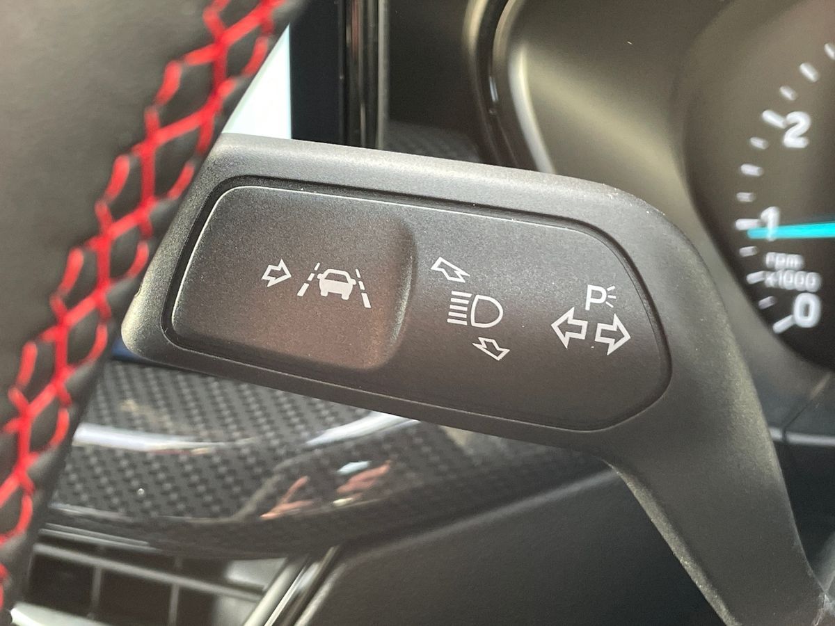 Used Ford Focus 2025 for sale - 76836851: Photo 32