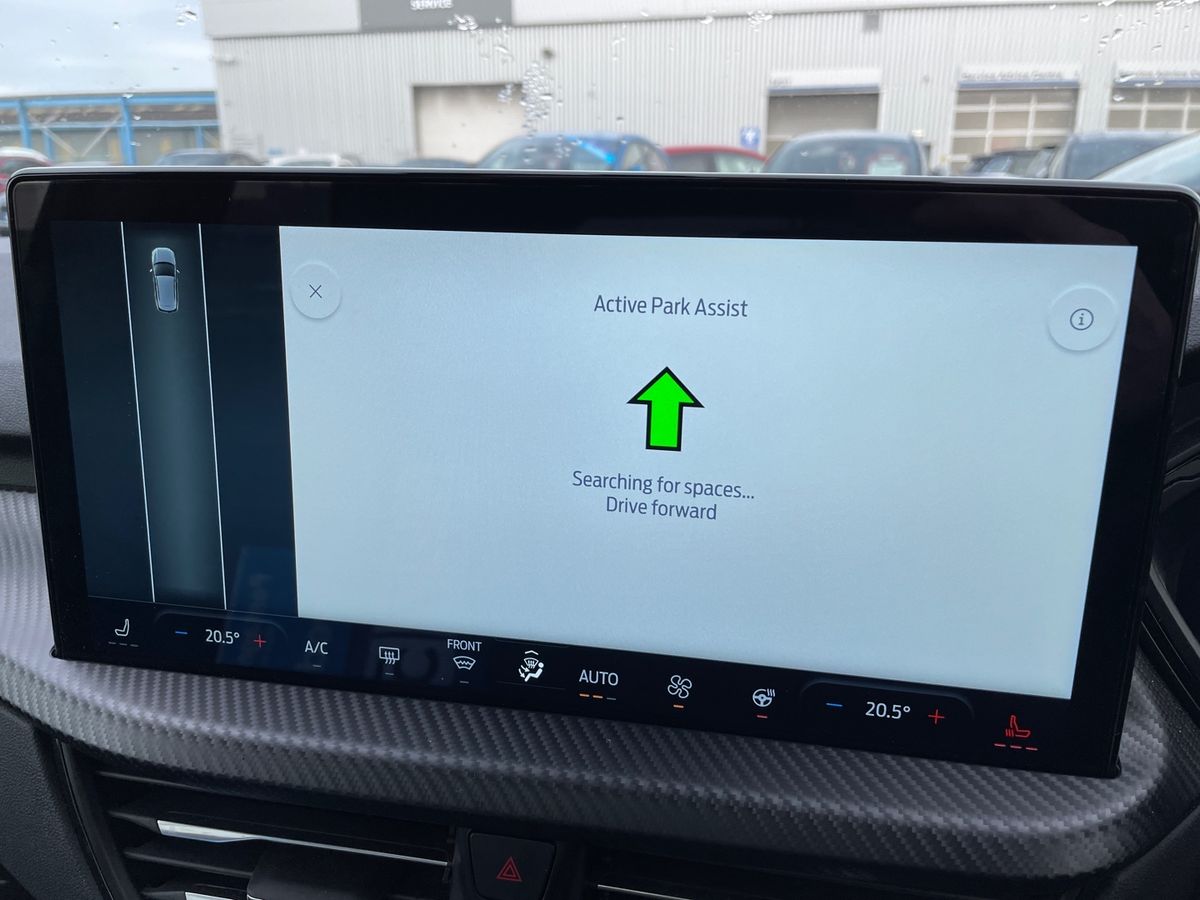 Used Ford Kuga 2025 for sale - 76163918: Photo 35