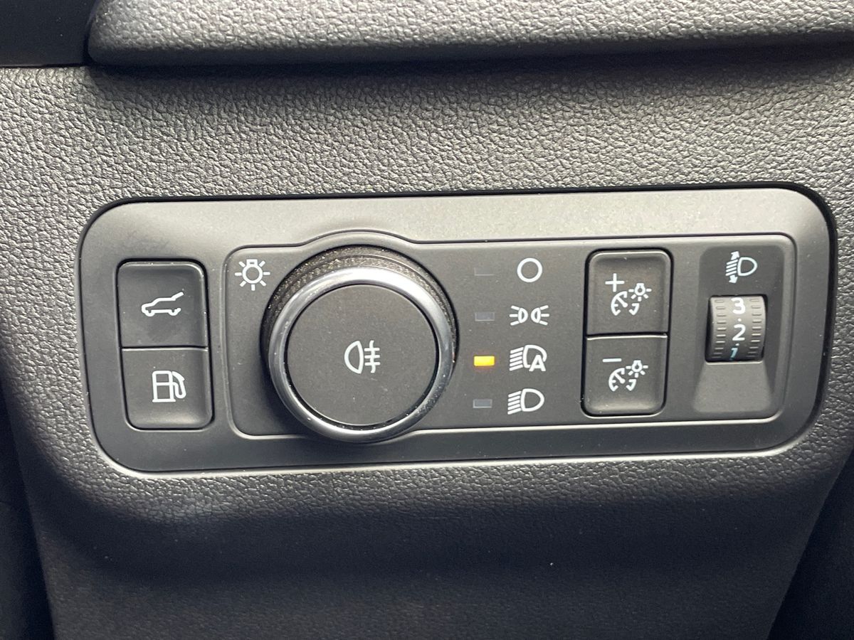 Used Ford Kuga 2025 for sale - 76163918: Photo 41