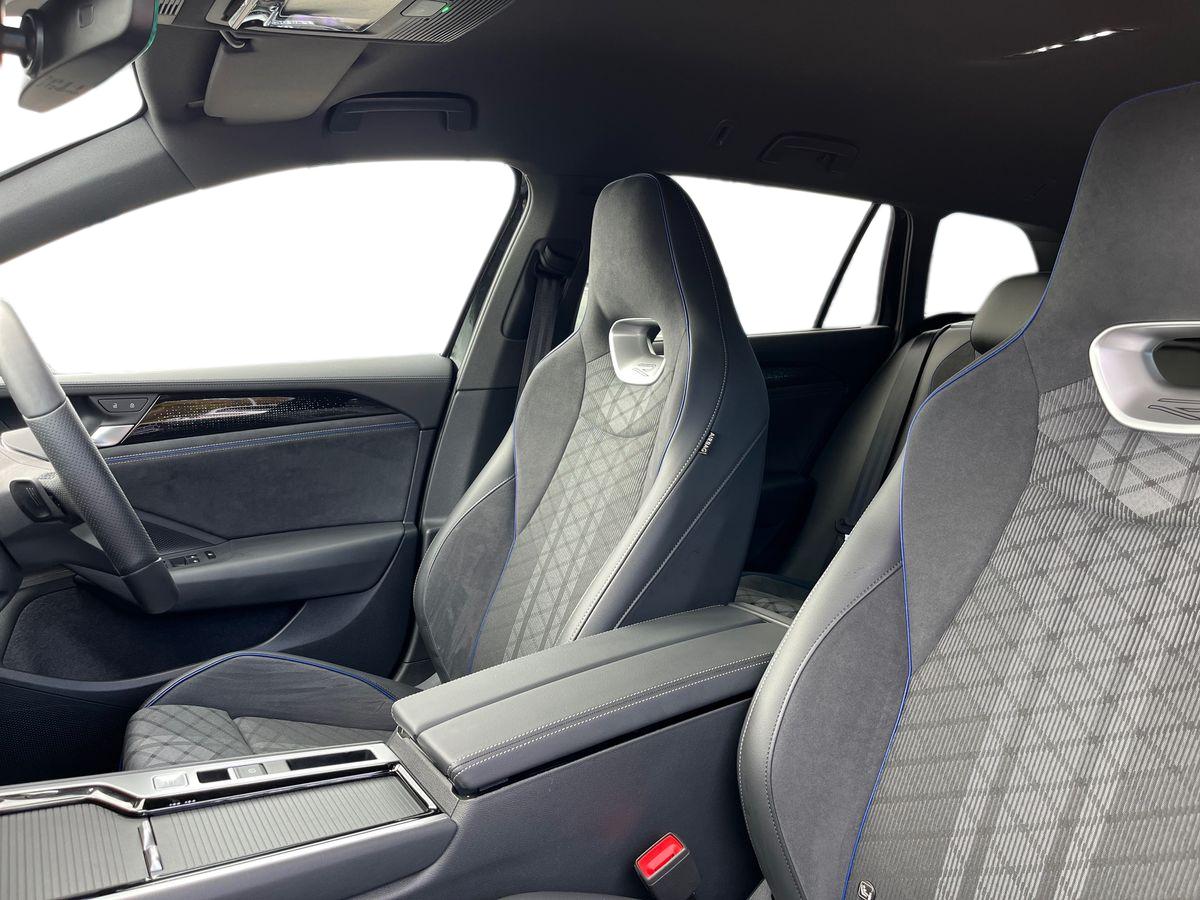 Used Volkswagen Passat 2025 for sale - 76193636: Photo 9