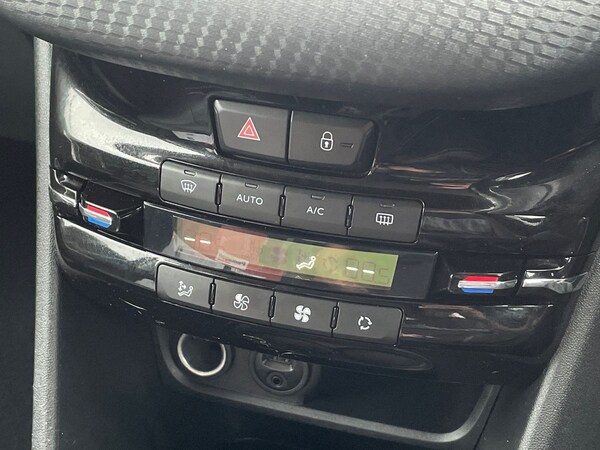 Used Peugeot 2008 2018 for sale - 76133424: Photo 23
