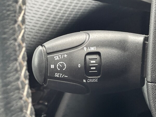 Used Peugeot 2008 2018 for sale - 76133424: Photo 26