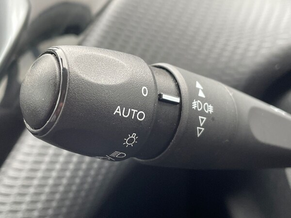 Used Peugeot 2008 2018 for sale - 76133424: Photo 27