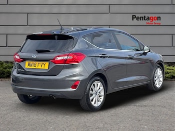 Used Ford Fiesta 2018 for sale - 75561142: Photo