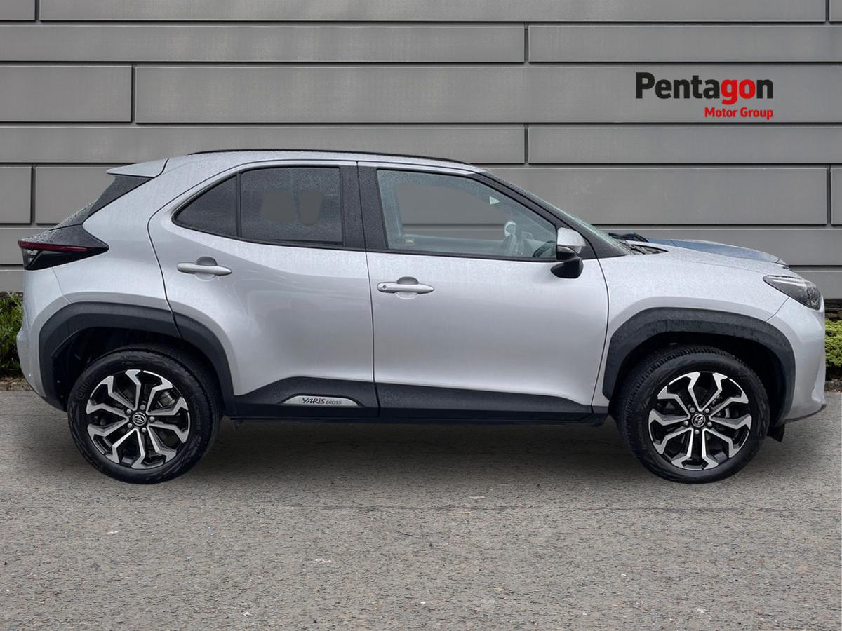 Used Toyota Yaris Cross 2023 for sale - 77096837: Photo 13