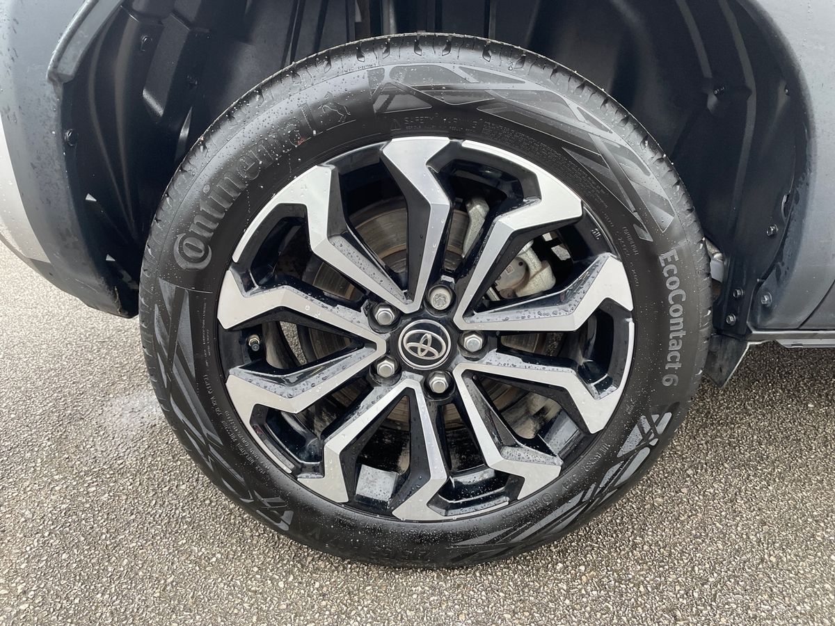 Used Toyota Yaris Cross 2023 for sale - 77096837: Photo 17