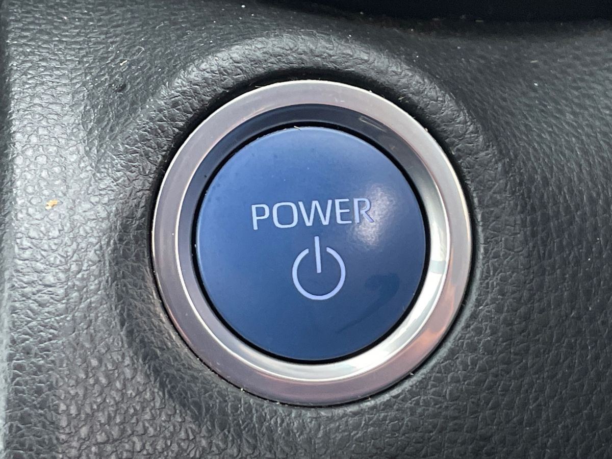 Used Toyota Yaris Cross 2023 for sale - 77096837: Photo 28