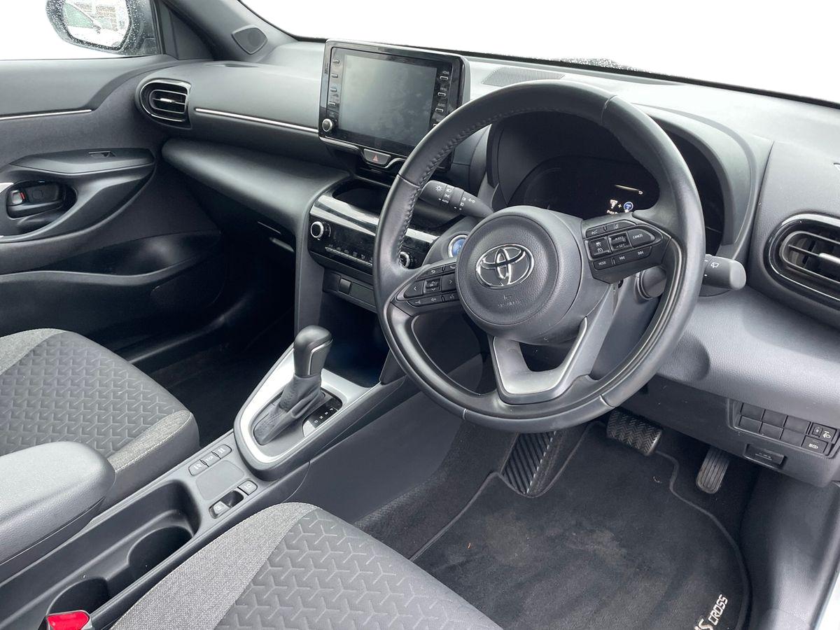 Used Toyota Yaris Cross 2023 for sale - 77096837: Photo 5