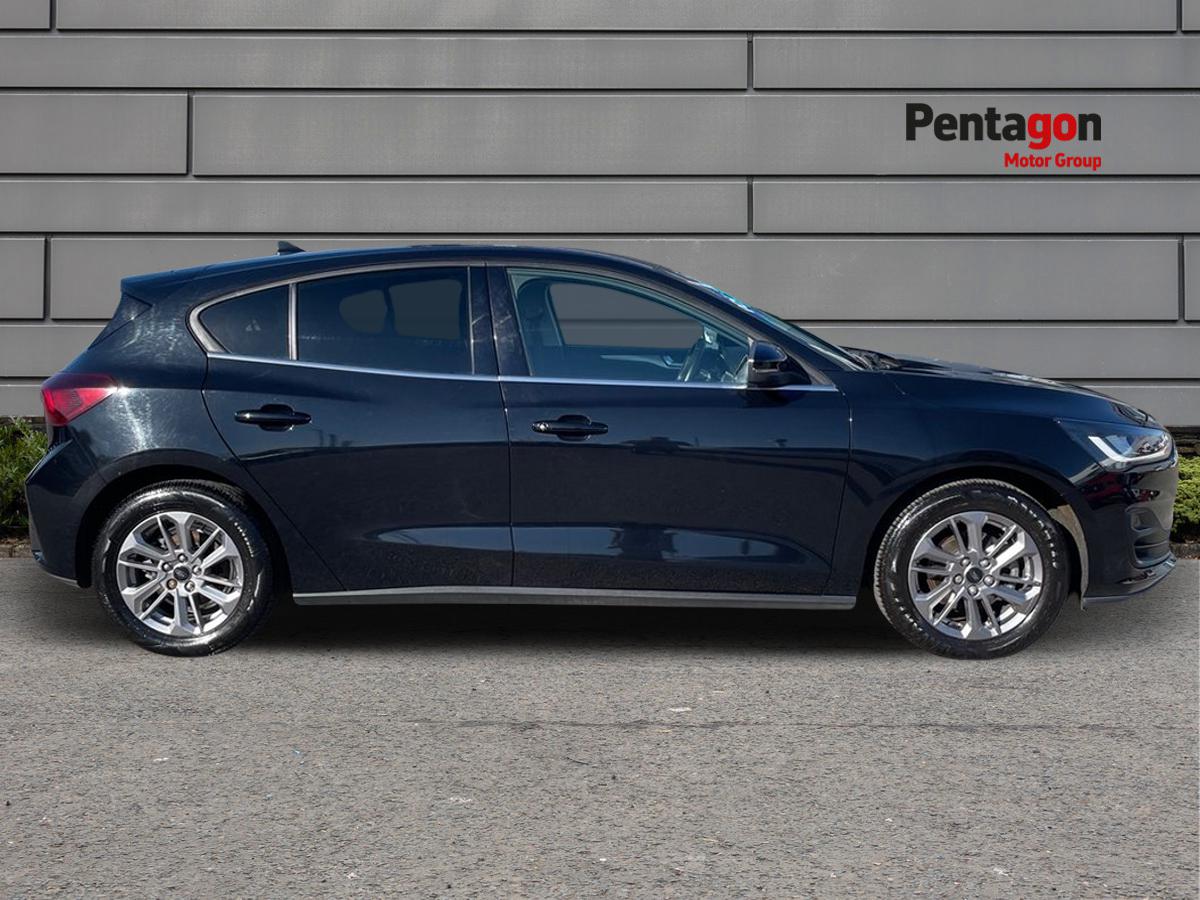 Used Ford Focus 2023 for sale - 76186167: Photo 13
