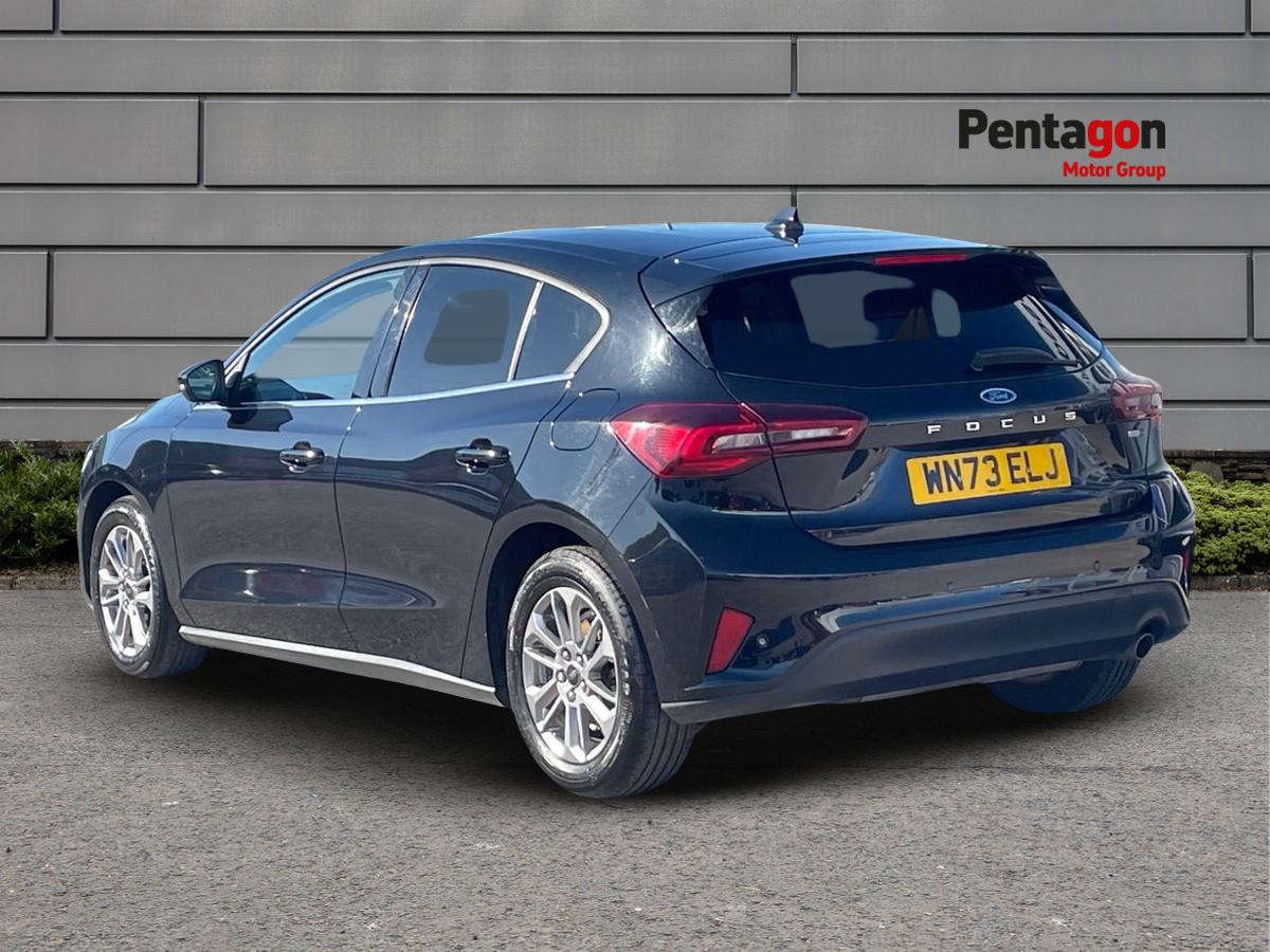 Used Ford Focus 2023 for sale - 76186167: Photo 2