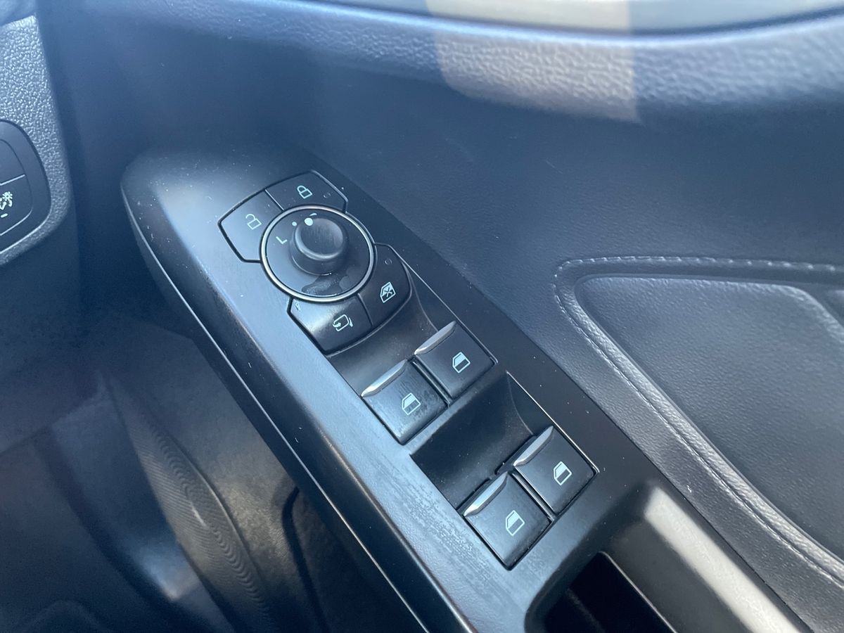 Used Ford Focus 2023 for sale - 76186167: Photo 34