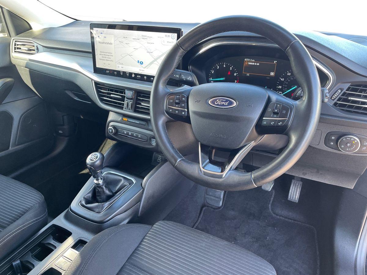 Used Ford Focus 2023 for sale - 76186167: Photo 5