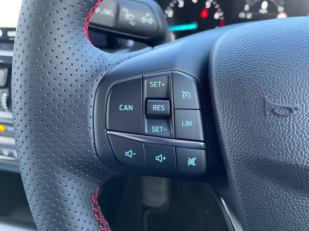 Used Ford Focus 2025 for sale - 76836847: Photo 31