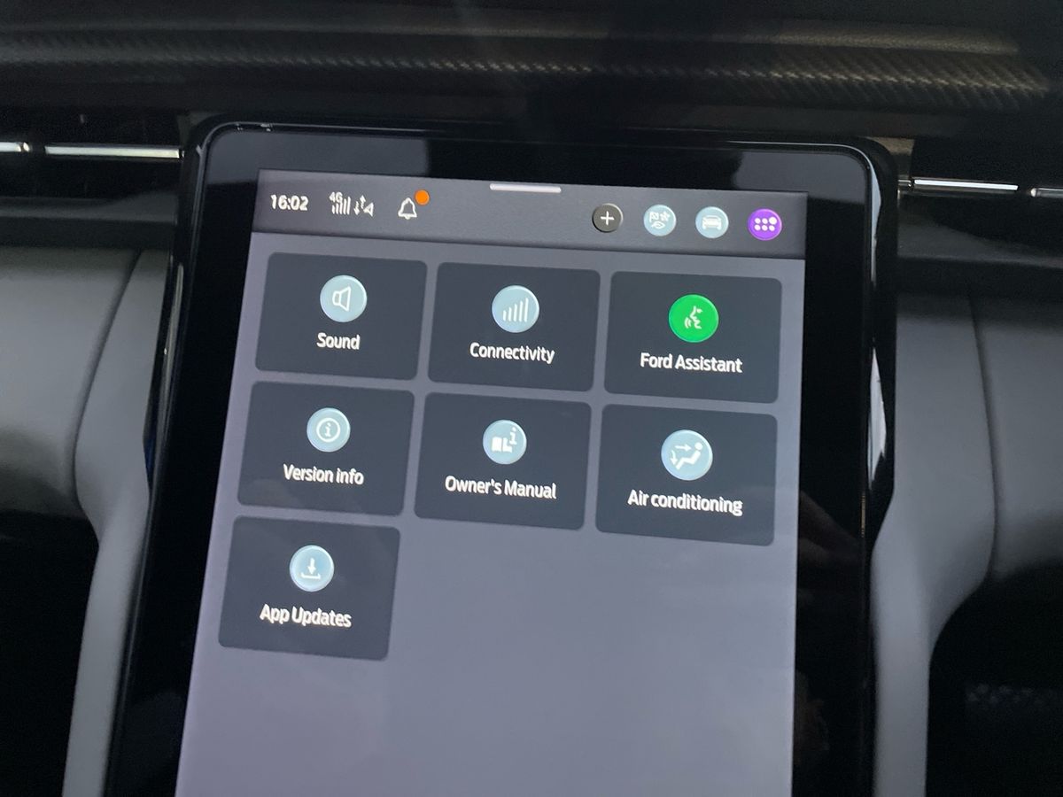 Used Ford Explorer 2024 for sale - 76407278: Photo 30