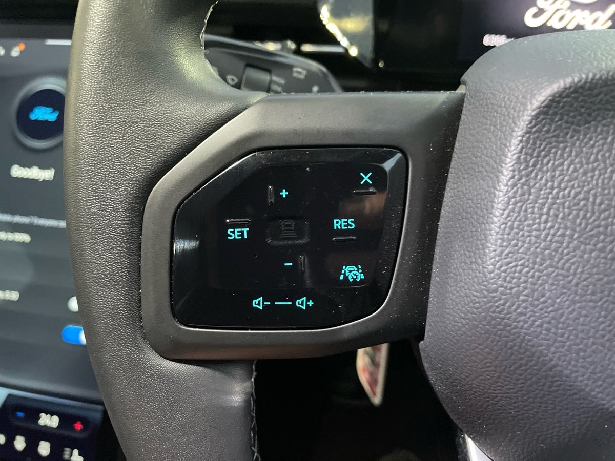 Used Ford Explorer 2024 for sale - 76407278: Photo 33