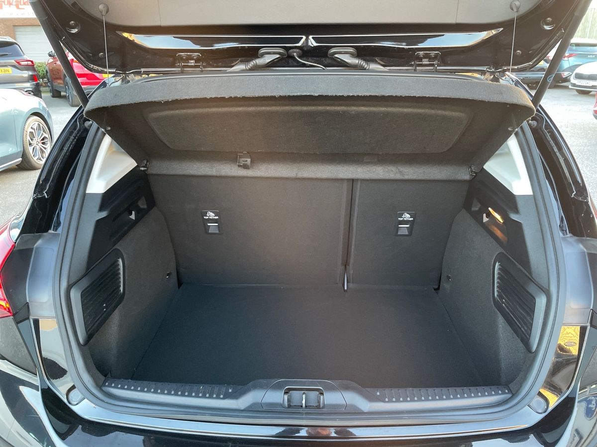 Used Ford Focus 2022 for sale - 76612559: Photo 11