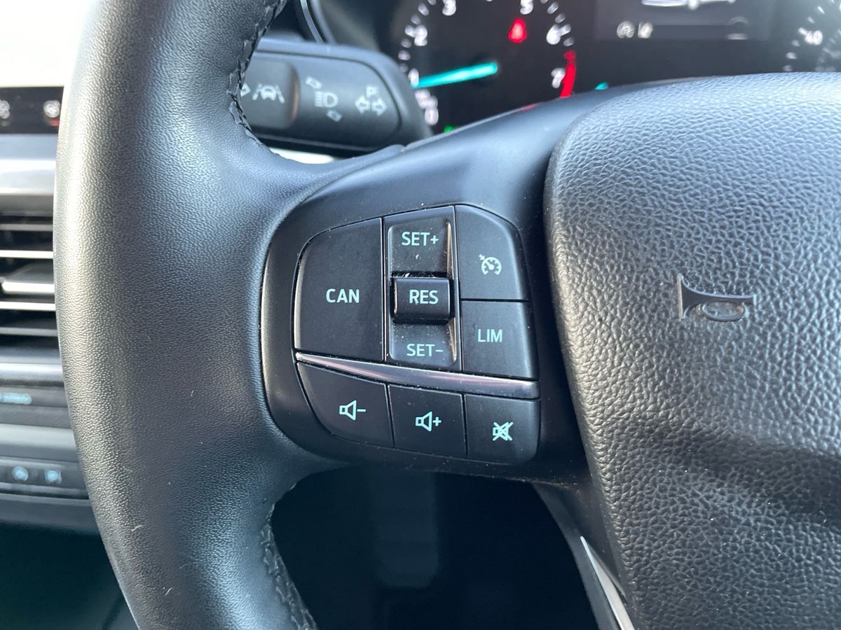 Used Ford Focus 2022 for sale - 76612559: Photo 30