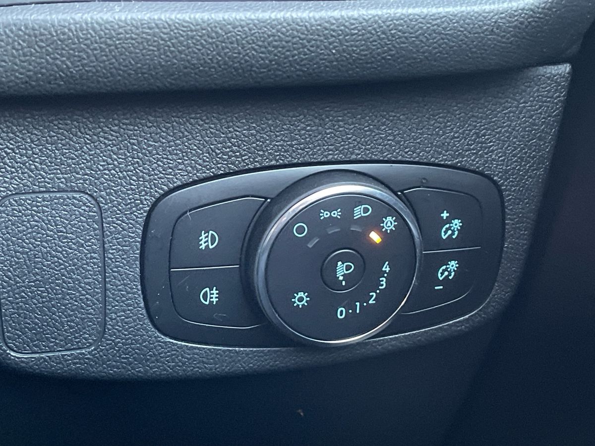 Used Ford Focus 2022 for sale - 76612559: Photo 35