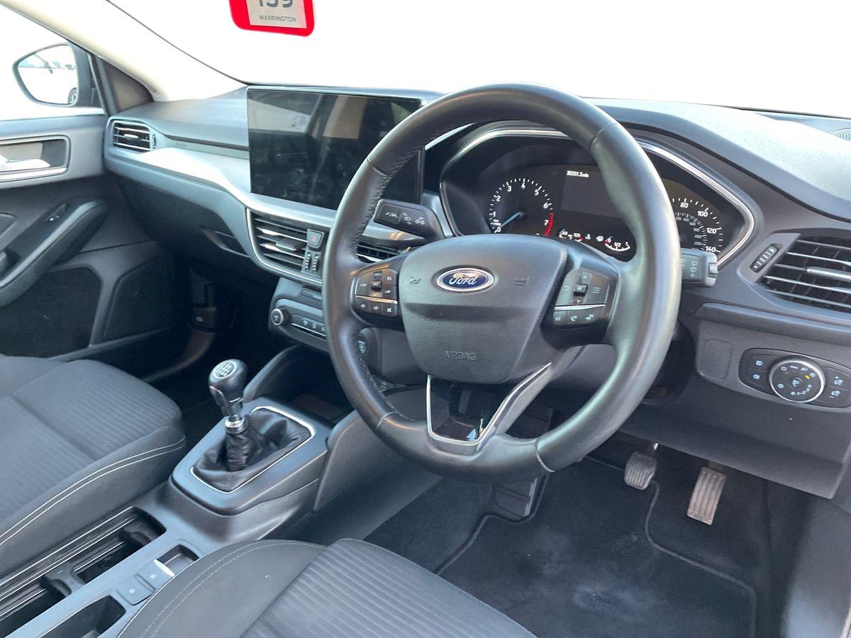 Used Ford Focus 2022 for sale - 76612559: Photo 5