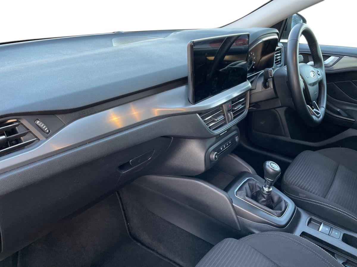 Used Ford Focus 2022 for sale - 76612559: Photo 8