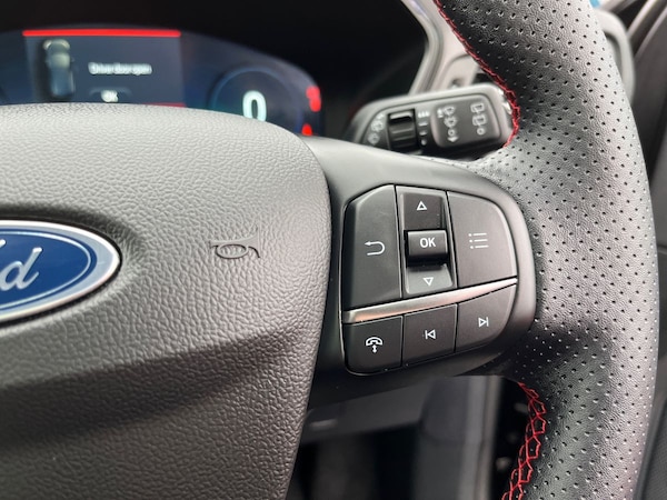 Used Ford Kuga 2025 for sale - 76193670: Photo 38