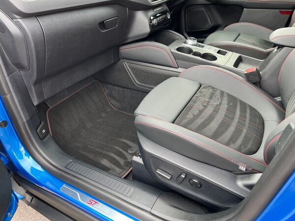 Used Ford Kuga 2025 for sale - 76193668: Photo 23