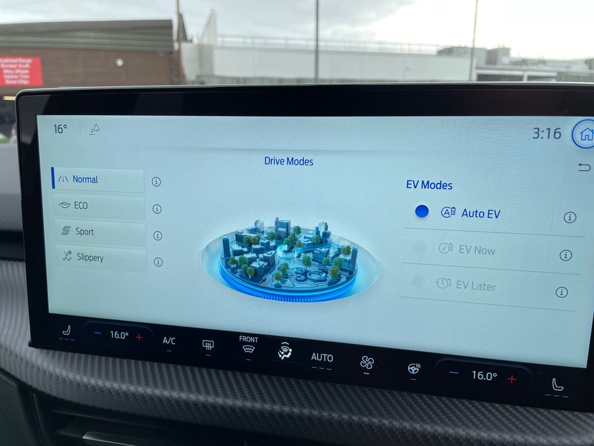 Used Ford Kuga 2025 for sale - 76193664: Photo 26