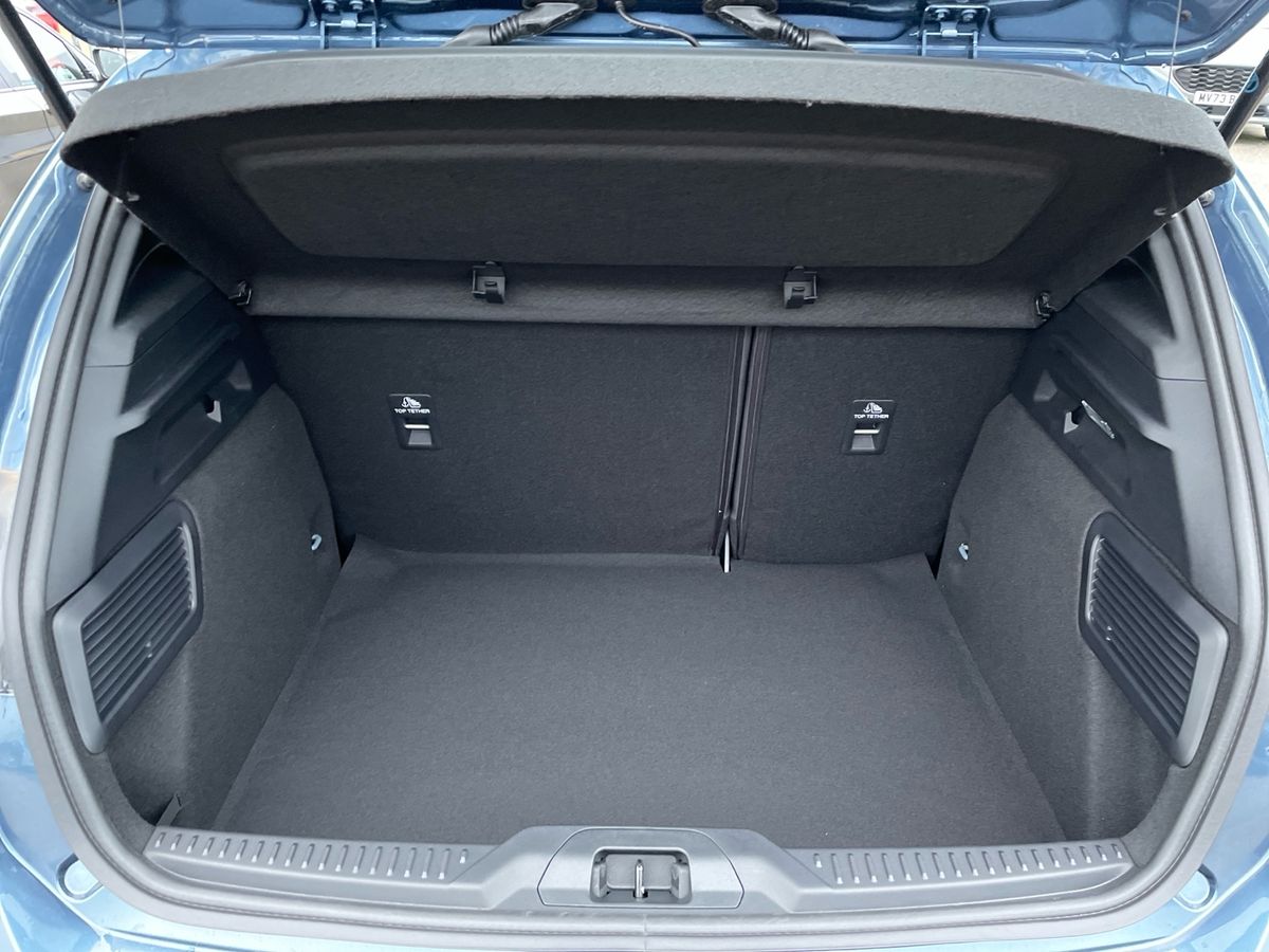 Used Ford Focus 2025 for sale - 76875925: Photo 12