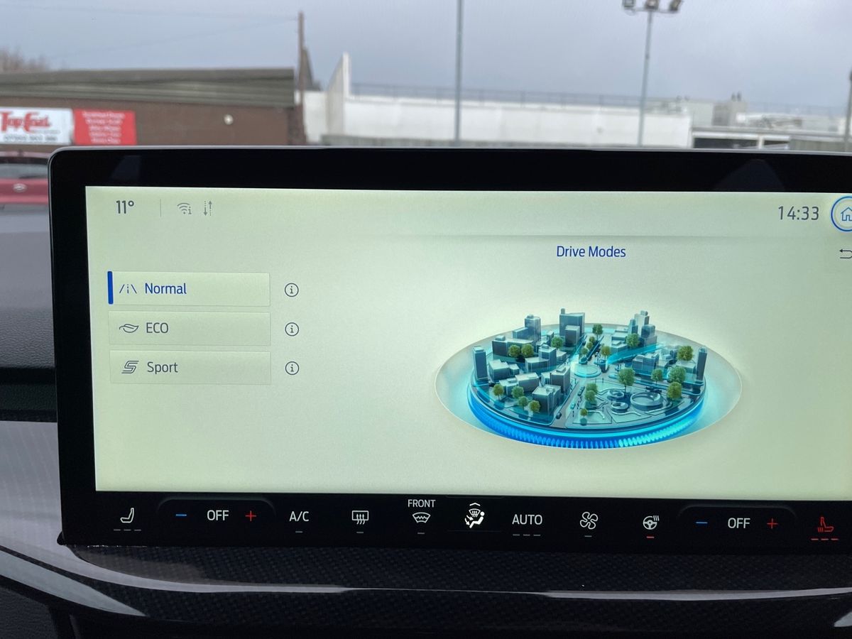 Used Ford Focus 2025 for sale - 76875925: Photo 24