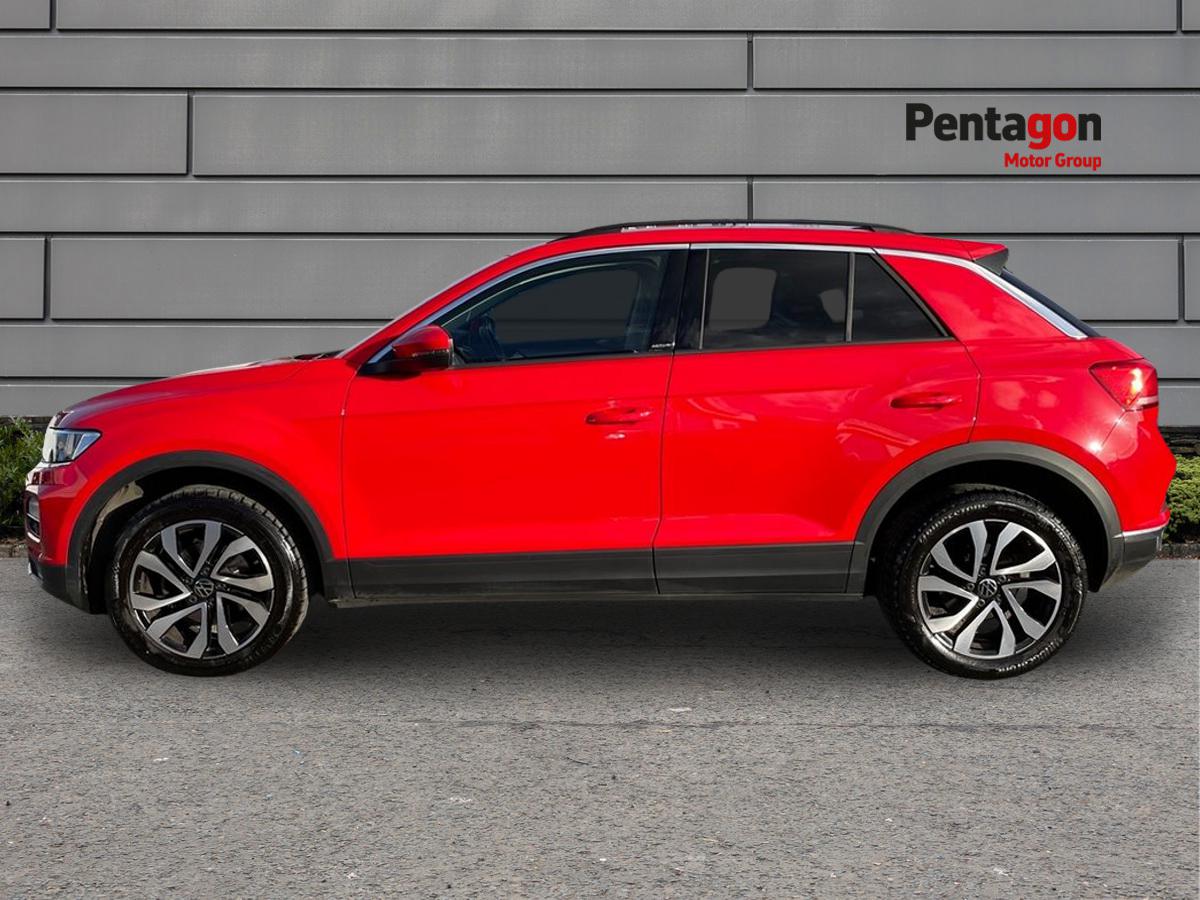 Used Volkswagen T-Roc 2021 for sale - 76401539: Photo 14