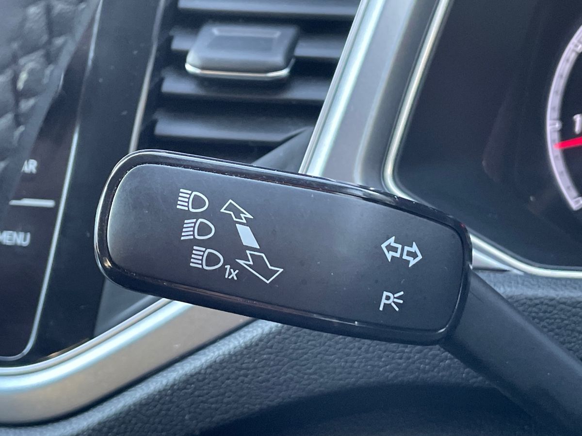 Used Volkswagen T-Roc 2021 for sale - 76401539: Photo 30