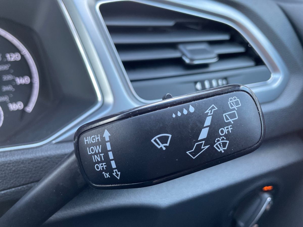 Used Volkswagen T-Roc 2021 for sale - 76401539: Photo 32