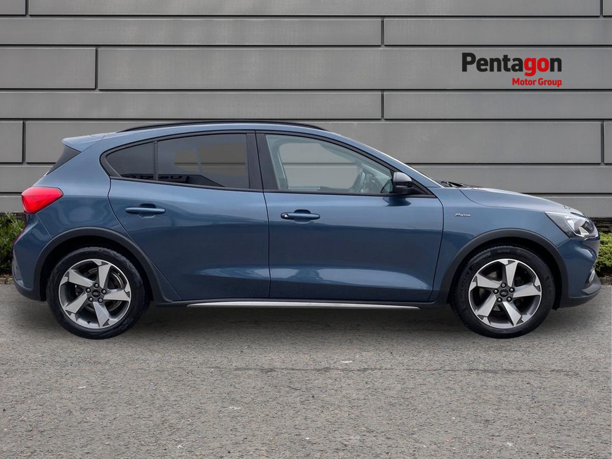 Used Ford Focus 2021 for sale - 76344650: Photo 13