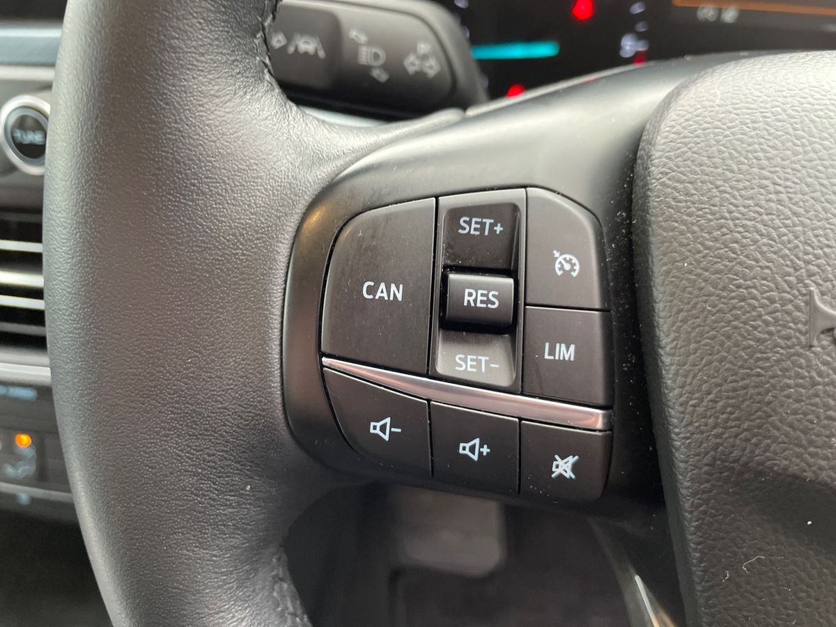 Used Ford Focus 2021 for sale - 76344650: Photo 26