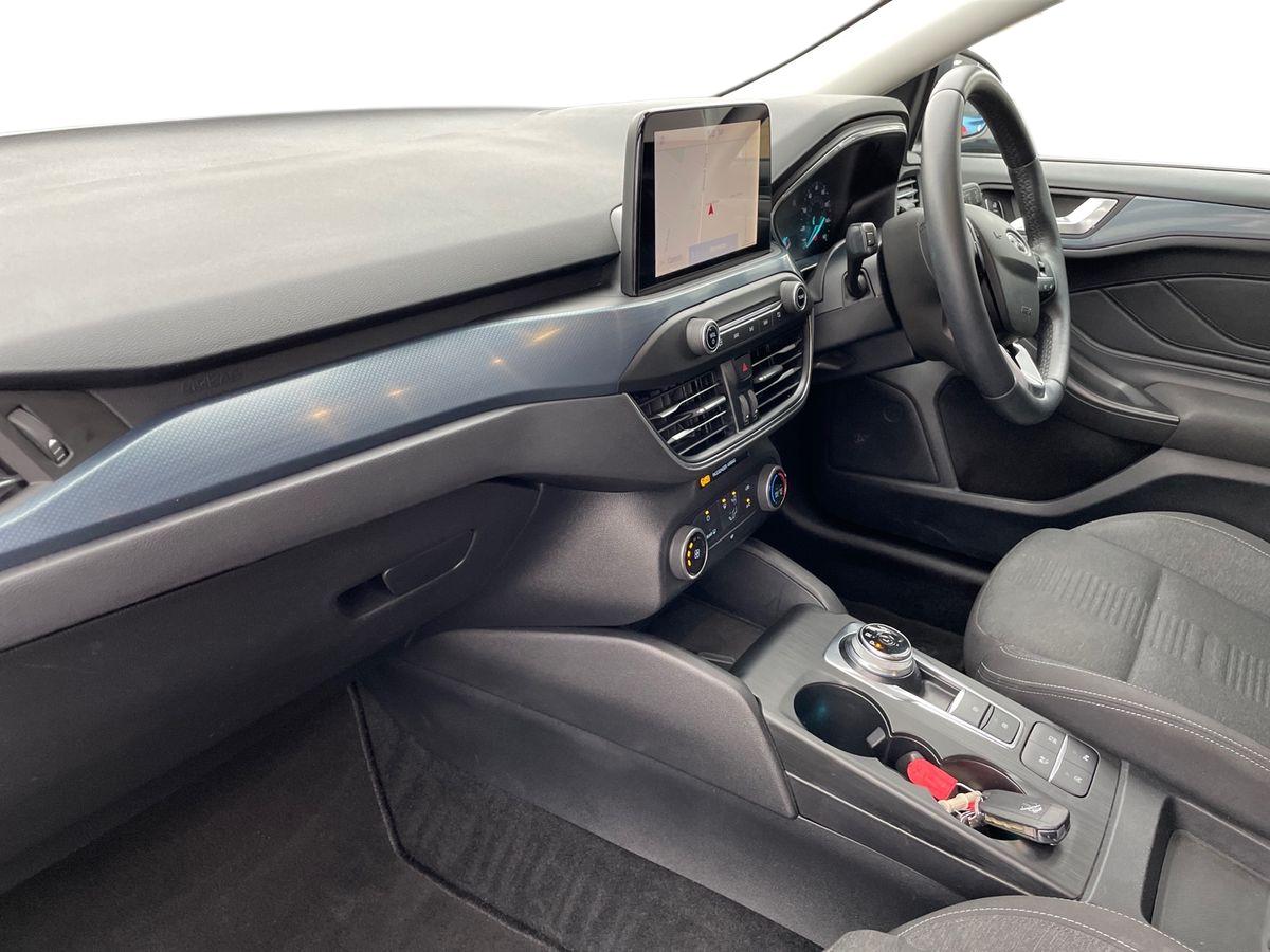 Used Ford Focus 2021 for sale - 76344650: Photo 8
